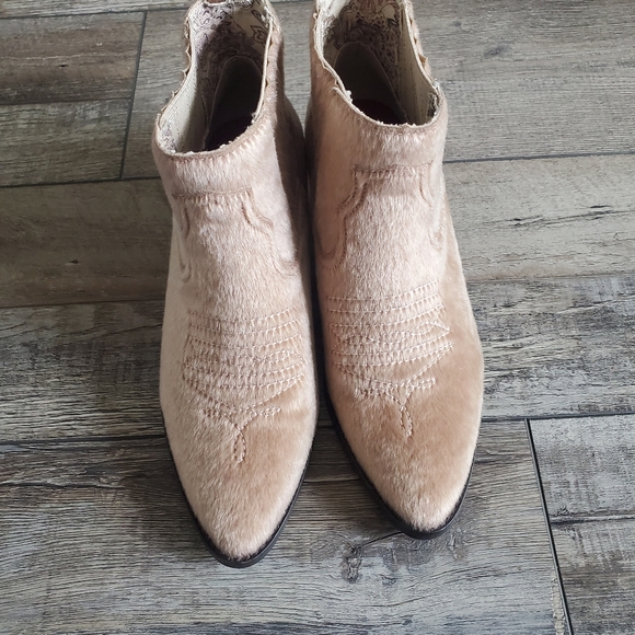 Band of gypsies borderline velvet short booties - Picture 3 of 9